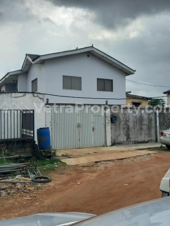  Newly Renovated & Decent 3 Bedrooms Ground Flat One Room Ensuite With Guest Toilet, Wardrobe, Prepaid, Kitchen Cabinets  3 bedroom Flat for Sale Gbagada Lagos Vetra  Property