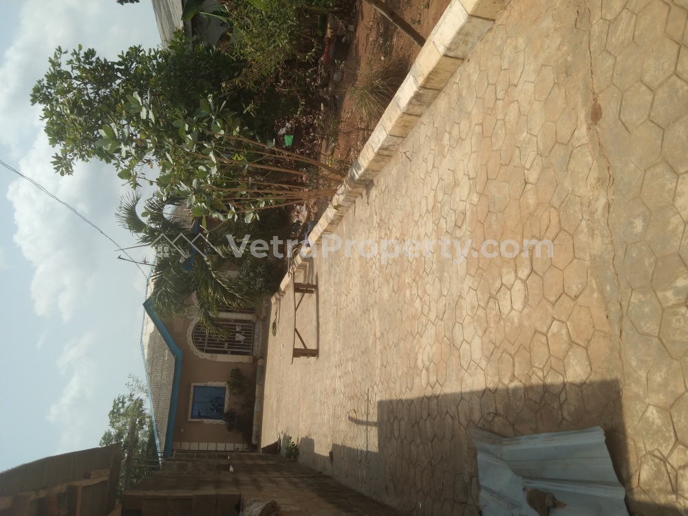 Image 1 Title