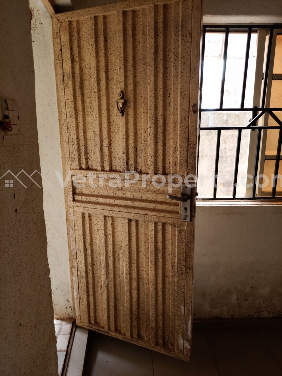 Image 1 Title