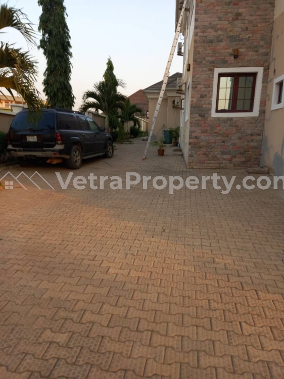  Brand New Luxury 1 Bedroom Serviced Upper Floor Apartment With Air Conditioning , Fully Fitted Kitchen  Mini Flat for Rent Jahi Abuja Vetra  Property
