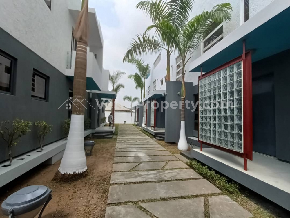  Newly Built Luxury 2 Bedroom Fully Finished And Fully Self-serviced Apartment Plus Bq With Air Conditioning , Fully Fitted Kitchen  2 bedroom Flat for Sale Lekki Lagos Vetra  Property