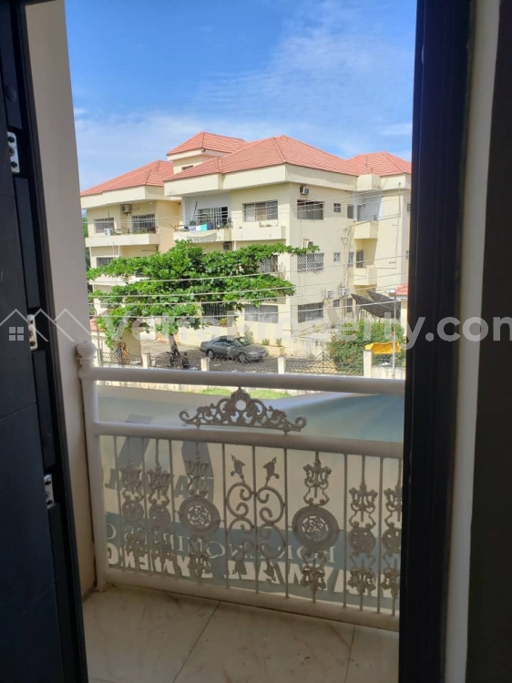 Image 1 Title