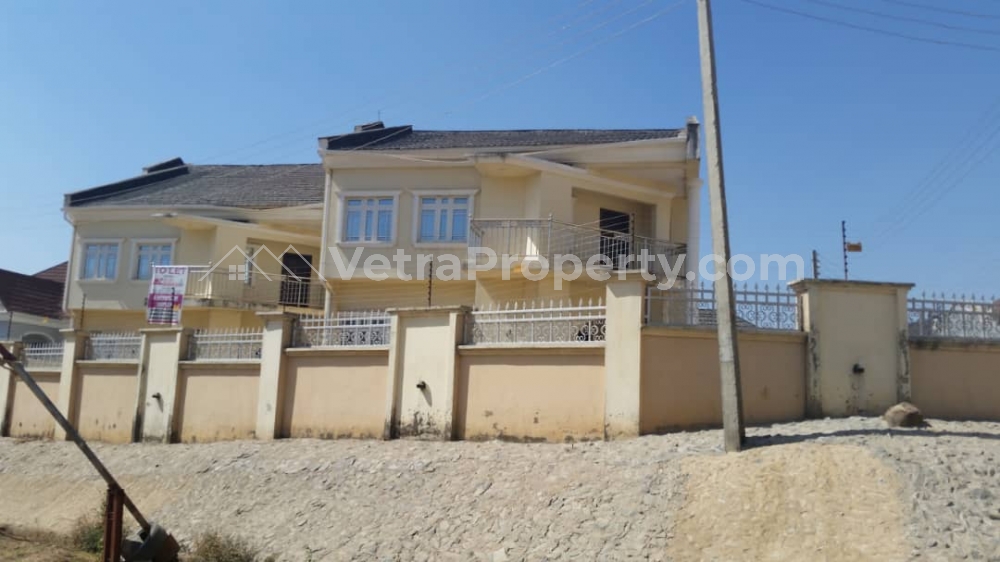  Newly Refurbished Luxury 4 Bedroom Fully Finished And Fully Serviced Duplex With Air Conditioning , Fully Fitted Kitchen And A Room Bq  4 bedroom Detached Duplex for Sale Apo Abuja Vetra  Property