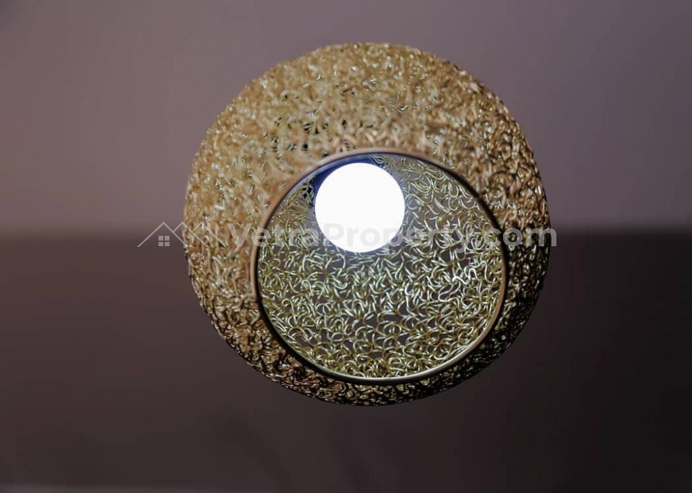 Image 1 Title