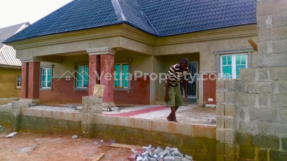  3 Bedroom Flat With Extra Room In The Master's Bedroom, Fenced With Security House.  3 bedroom Flat for Rent Lafia Nassarawa Vetra  Property