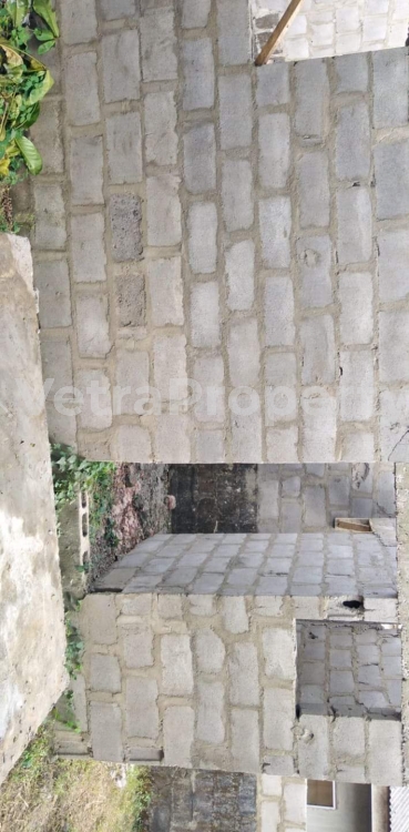 Image 1 Title