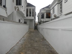 Image 1 Title