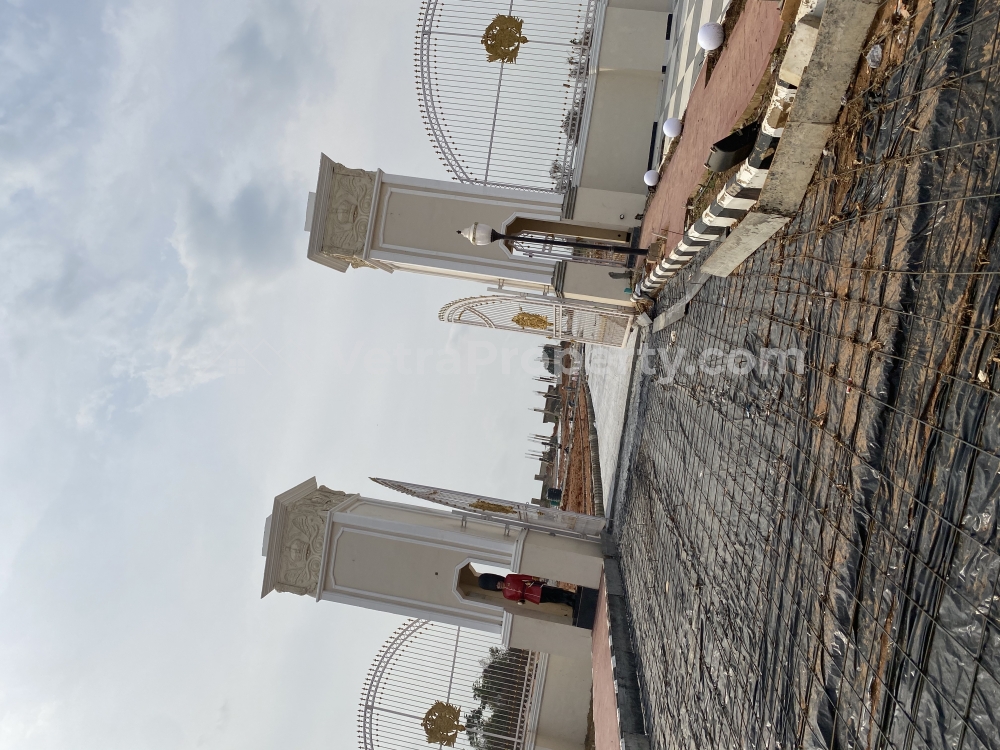Image 1 Title