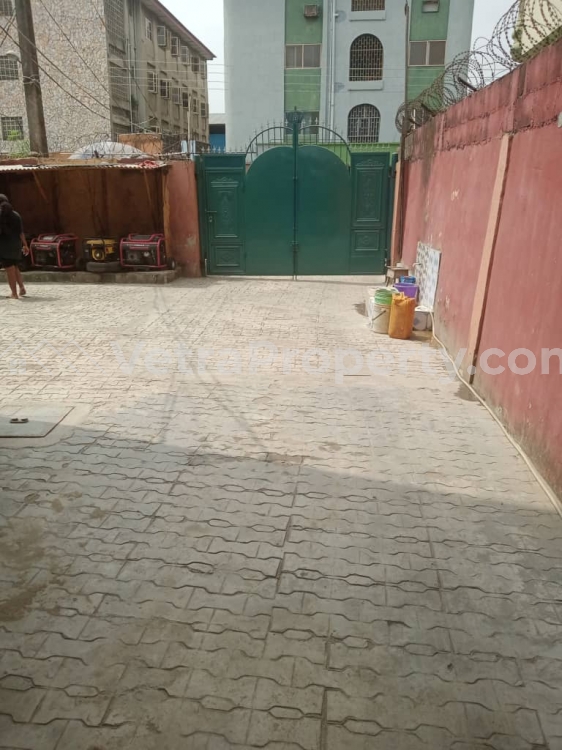  A Standard 3bedroom  3 bedroom Flat for Rent Shomolu Lagos Vetra  Property