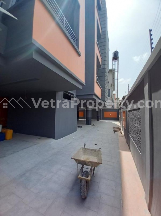  Executive Luxury Brand Newly Built Modern Serviced Ensuites 3 Bedroom.  3 bedroom Flat for Rent Maryland Lagos Vetra  Property