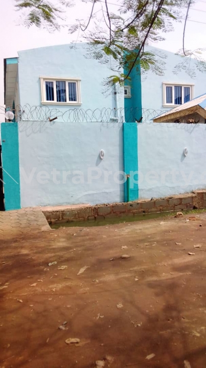  Lovely 3 No's Of 3bedrooms Flat At Ogba Off College Road (upstairs 1m, Downstairs 900k).  3 bedroom Blocks of Flats for Rent Ogba Lagos Vetra  Property