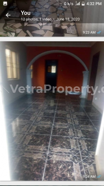 Image 1 Title