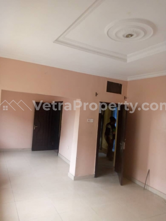  Executive 3bedrooms Flat At Falolu Off Akerele Surulere Lagos.  3 bedroom Blocks of Flats for Rent Surulere Lagos Vetra  Property