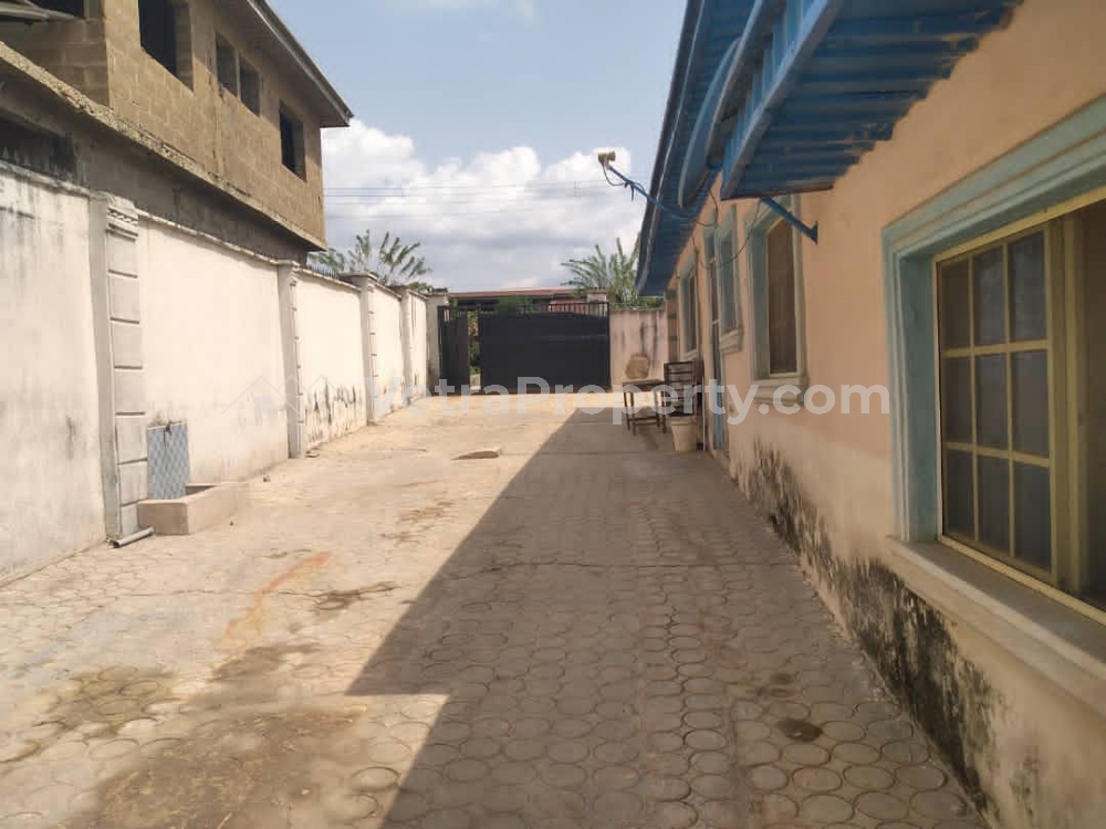  Room And Parlor Self Contain  Flat for Rent Ibadan Oyo Vetra  Property