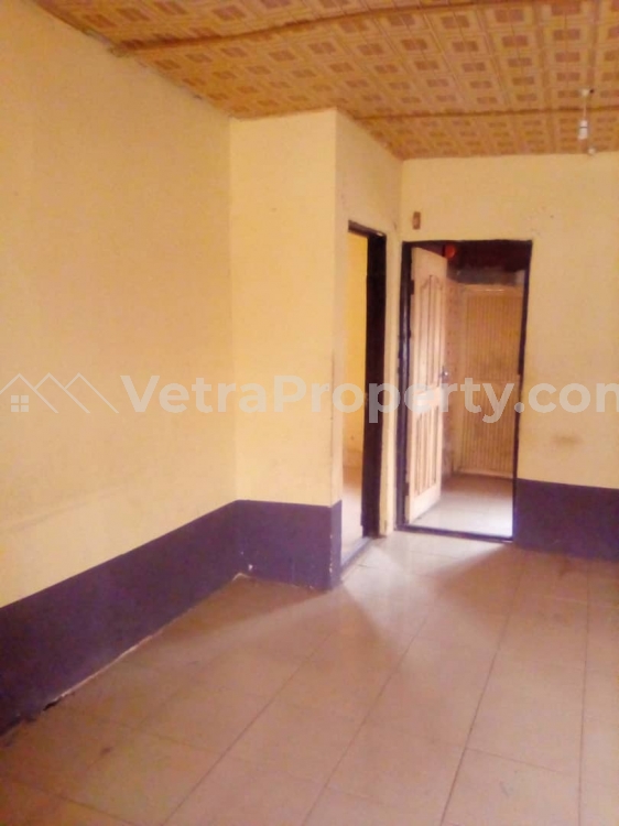  Room And Parlor Self Contain Available For Rent At Kuola  Flat for Rent Ibadan Oyo Vetra  Property