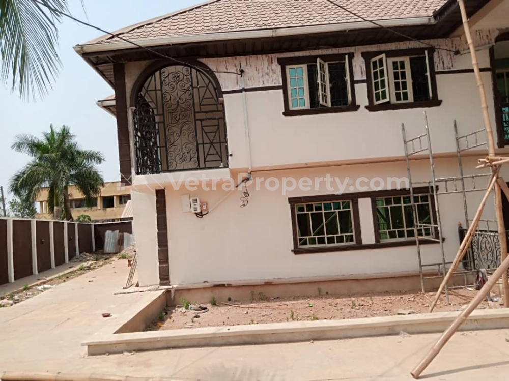  Nicely Built 2 Bedrooms Apartment Close To National Museum,alalubosa Phase 2  2 bedroom Blocks of Flats for Rent Ibadan Oyo Vetra  Property