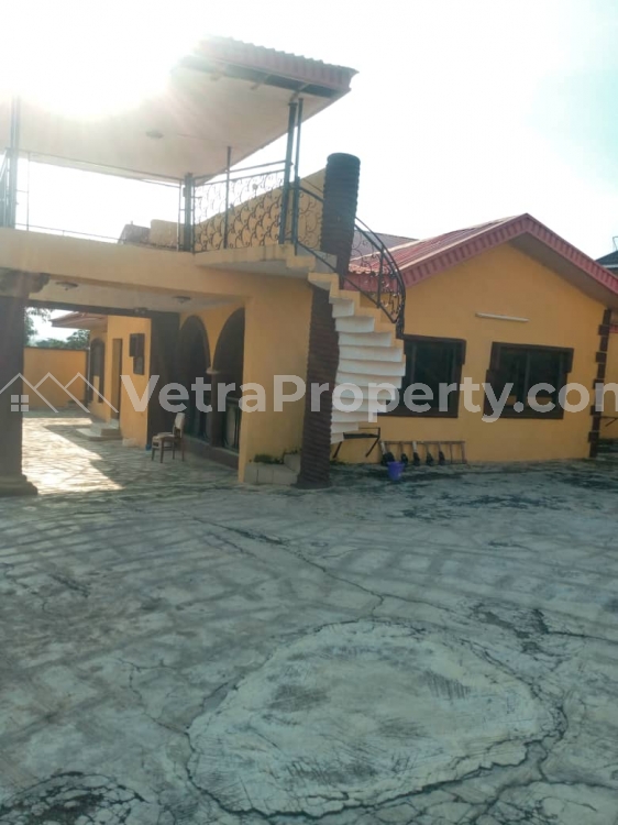 4 Bedrooms Bungalow Available For Rent Behind D’rovans Hotel.ringroad  4 bedroom House for Rent Ibadan Oyo Vetra  Property