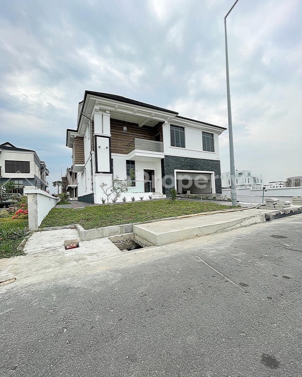  A Beautifully Crafted 6 Bedroom Fully Detached Duplex For Sale???  6 bedroom Detached Duplex for Sale Lekki Lagos Vetra  Property