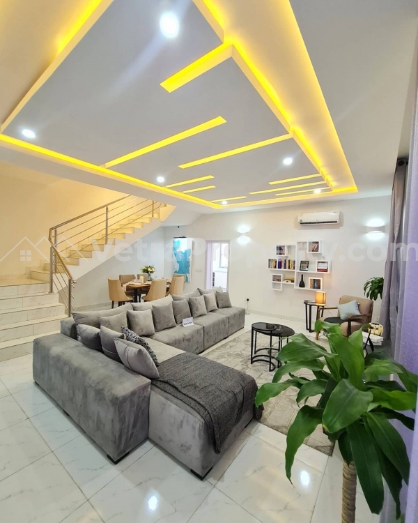 Image 1 Title