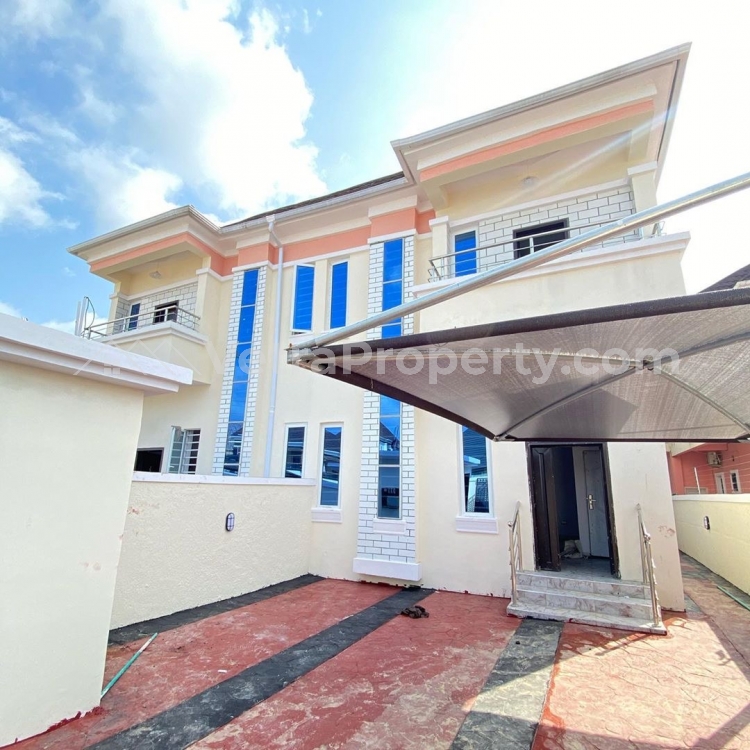  4bedroom Super Luxury Semi Detached’s Duplex  4 bedroom Semi-Detached Duplex for Sale Ajah Lagos Vetra  Property