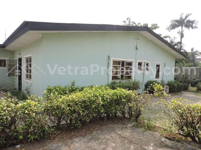  Vacant 4 Bedrooms Fully Detached Bungalow On A Corner Piece Plot Of Land Measuring 565sqm, Fenced And Gated Location: Gbagada Gra Phase 2 Estate Title: C Of O Price: 90m  Detached Duplex for Sale Gbagada Lagos Vetra  Property