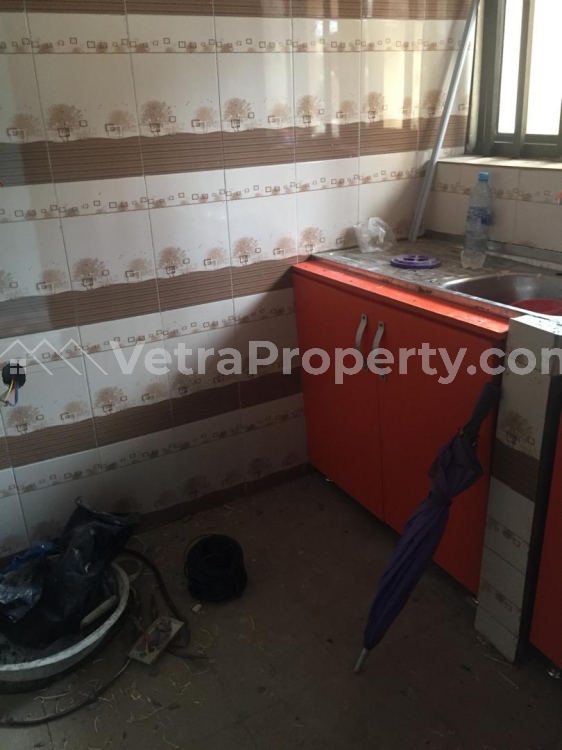  To Let: Very Decent N Standard Built Mini Flat Behind A Duplex In Ogudu Gra @ 800k .fully Tiled, Parking Space, Borehole Water, Security Guard , Prepaid Meter, 24/7 Electricity, Serene Neighborhood Etc  Flat for Rent Ogudu Lagos Vetra  Property