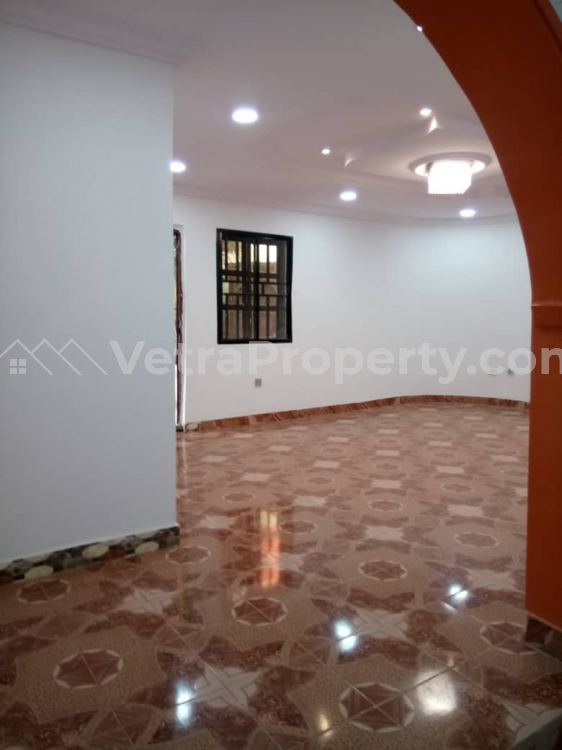  3besroom Flat At Magodo Isheri... Going For 1.4m  3 bedroom Flat for Rent Magodo Lagos Vetra  Property