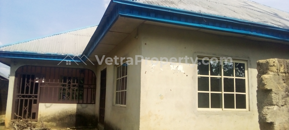  A Neat Bungalow Of 2 Unit Of 1 Bedroom Flat And 1 Unit Of 2 Bedroom Flat  6 bedroom House for Sale Uyo Akwa Ibom Vetra  Property
