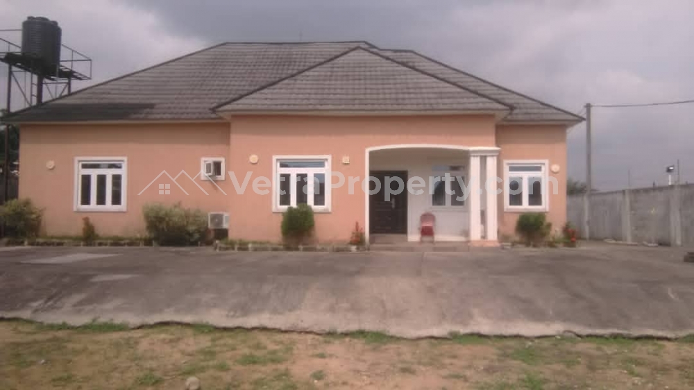  3 Bedroom Bungalow, All Ensuite With A Massive Landspace, Fenced Round With Gate For Sale  3 bedroom House for Sale Uyo Akwa Ibom Vetra  Property