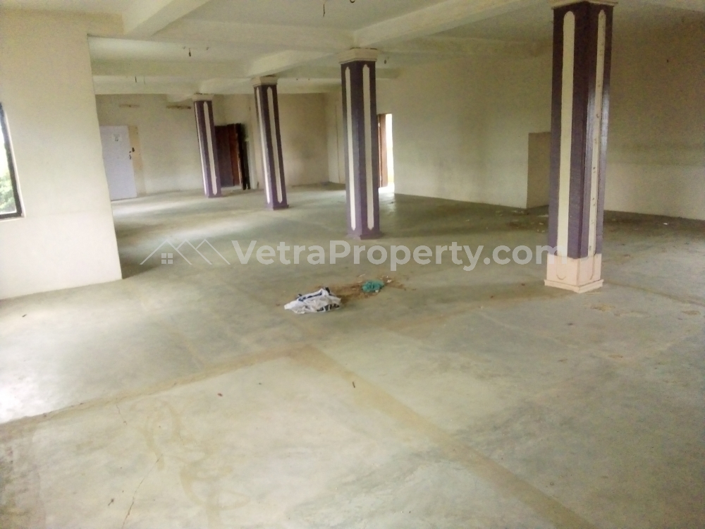  A Long Hall For Rent At Oron Road.  Commercial Property for Rent Uyo Akwa Ibom Vetra  Property