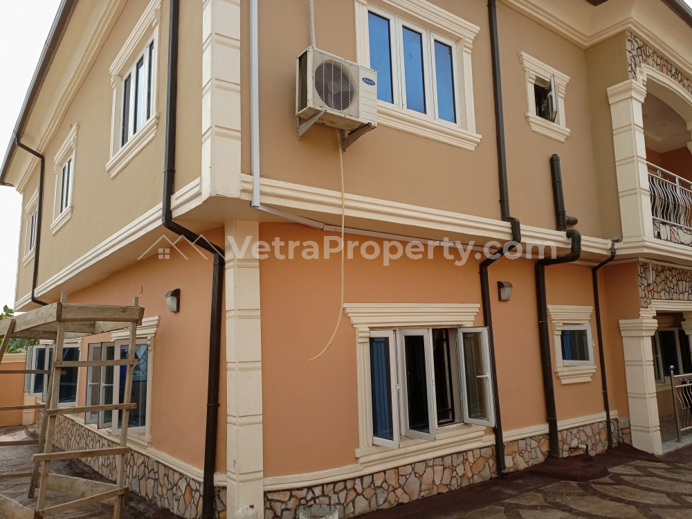  Standard 3bedrom Flat , Pop All Through And Fence With Gate At Magboro  3 bedroom Flat for Rent Magboro Ogun Vetra  Property