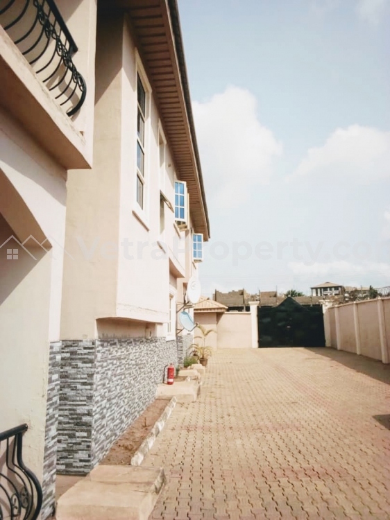 4 Bedroom Duplex , Just 2 In A Compound With Modern Facilities Location;- Kolapo Ishola Gra.  4 bedroom House for Rent Ibadan Oyo Vetra  Property