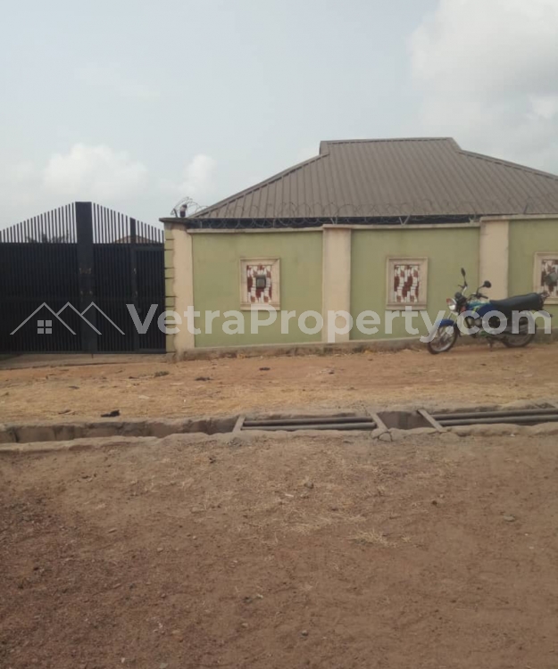  Nicely Built 3bedroom Flat With Pop And All Modern Facilities For Sale @ Crown Heights Barracks Road Ojoo Price 9m Net  3 bedroom House for Sale Ibadan Oyo Vetra  Property