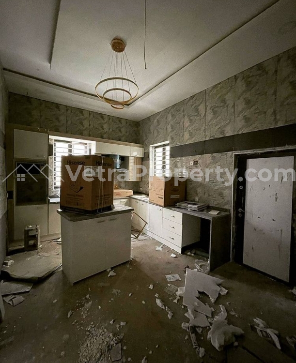 Image 1 Title