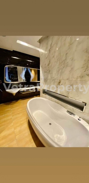Image 1 Title