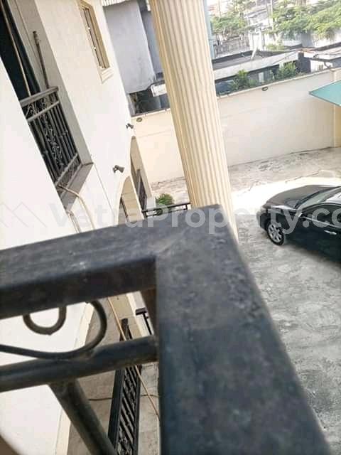 Image 1 Title