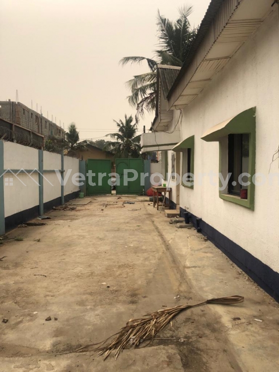 Image 1 Title