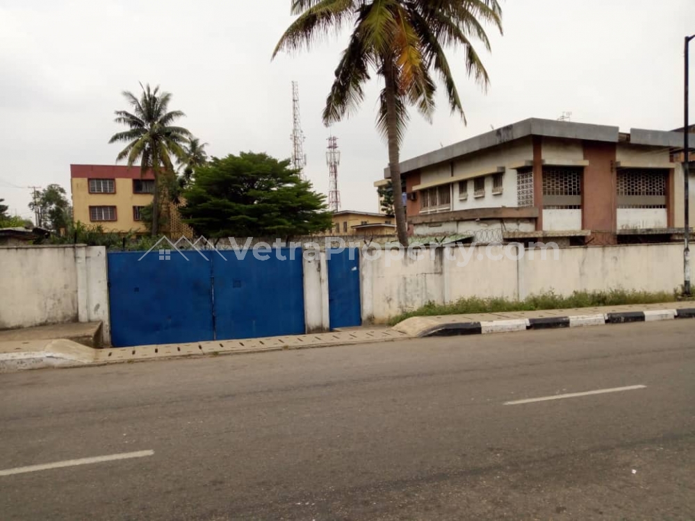  4,000 Square Meters Land + A Detached House  4,000 Meter Square of Land for Sale Ikorodu Lagos Vetra  Property