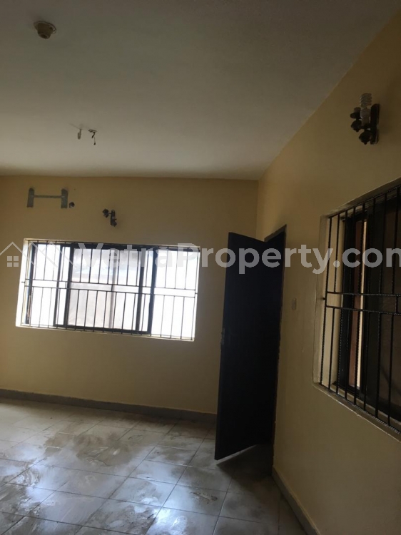  3 Bedroom Flat In A Block Of 4 Flats With Car Park & Prepaid Meter  3 bedroom Flat for Rent Yaba Lagos Vetra  Property