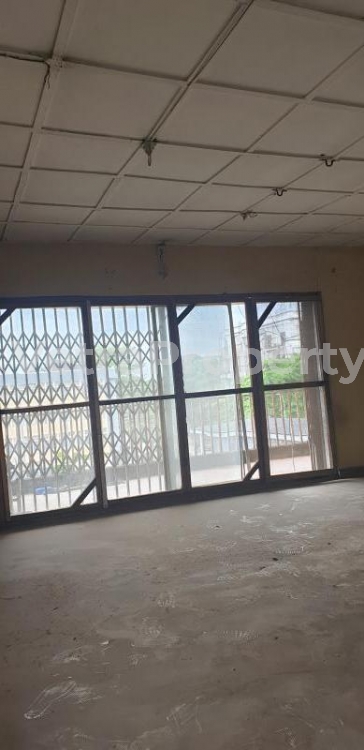  Spacious 3 Bedroom Flat For Office Or Residential ( Upstairs)  3 bedroom Flat for Rent Yaba Lagos Vetra  Property