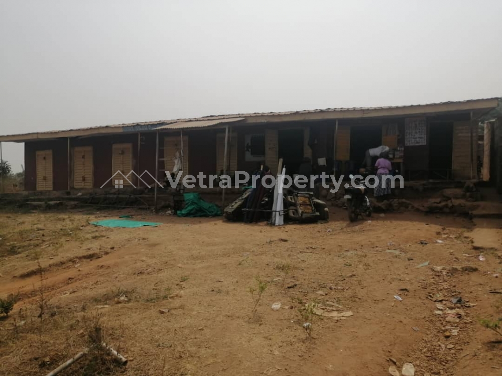  8 Shops Facing Major Road  Shop for Sale Ibadan Oyo Vetra  Property