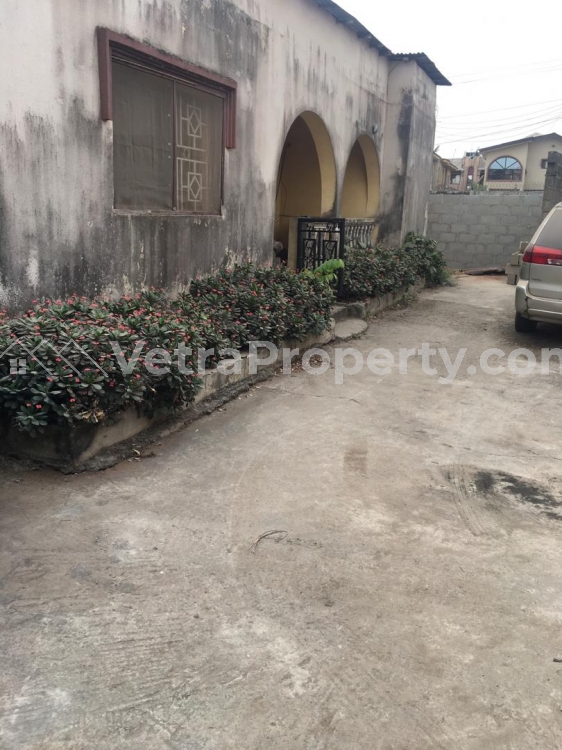  Superb 2 Numbers Of 3 Bedrooms Flat On A Decked Full Plot Of Land.  Blocks of Flats for Sale Alimosho Lagos Vetra  Property