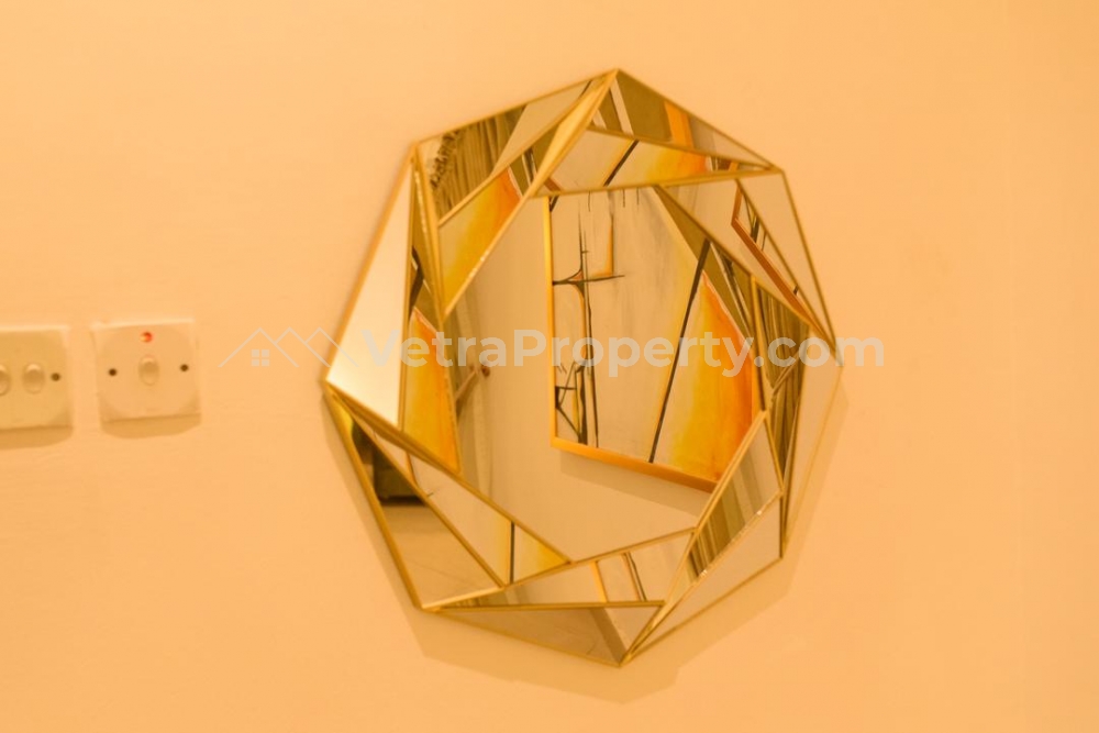Image 1 Title