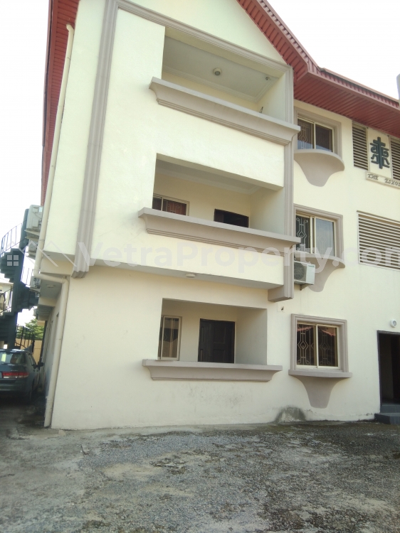  Executive Serviced 4 Bedroom Corporate Office Space, With Constant Power Supply  4 bedroom Commercial Property for Rent Lekki Lagos Vetra  Property