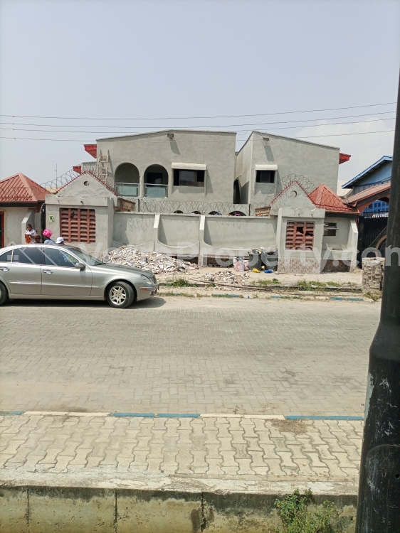 Image 1 Title