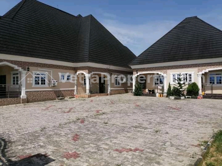  6 Bedrooms Bungalow And Two Self Contained In Sapele Delta  6 bedroom House for Sale Sapele Delta Vetra  Property