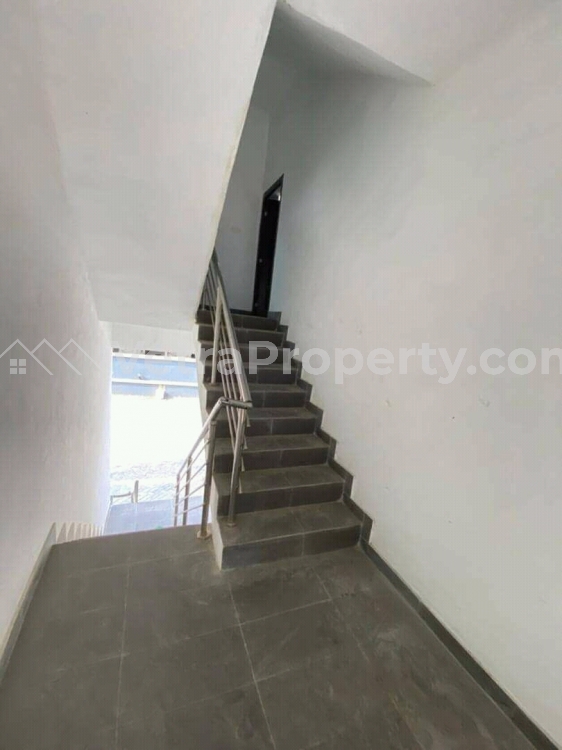 Image 1 Title