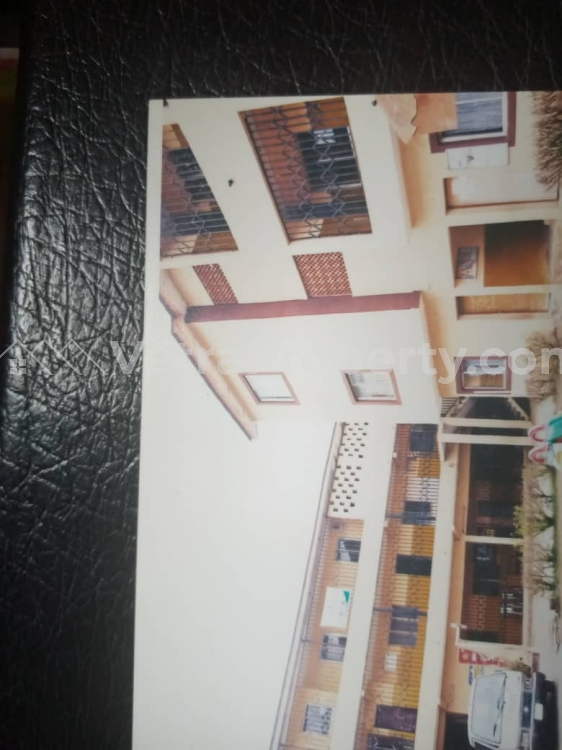 Image 1 Title