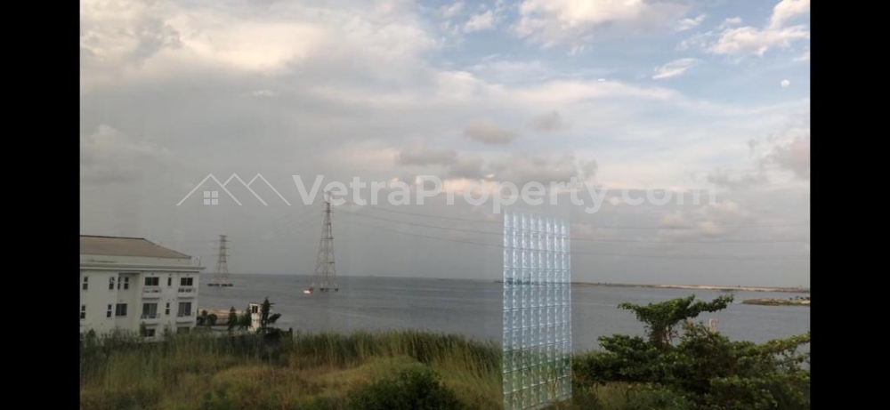 Image 1 Title