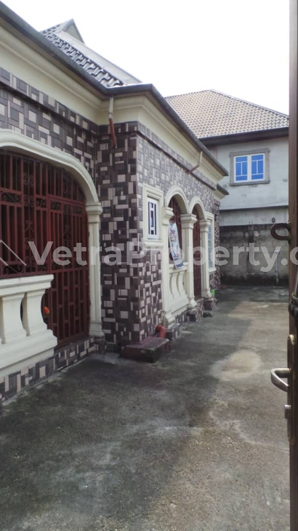 Image 1 Title